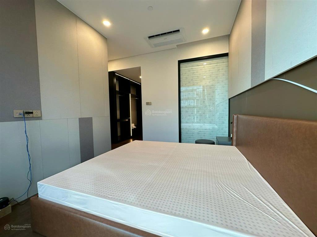 Giá tốt! cho thuê 3pn the galleria metropole 110m2 view cầu bason, full nội thất, 60tr/tháng