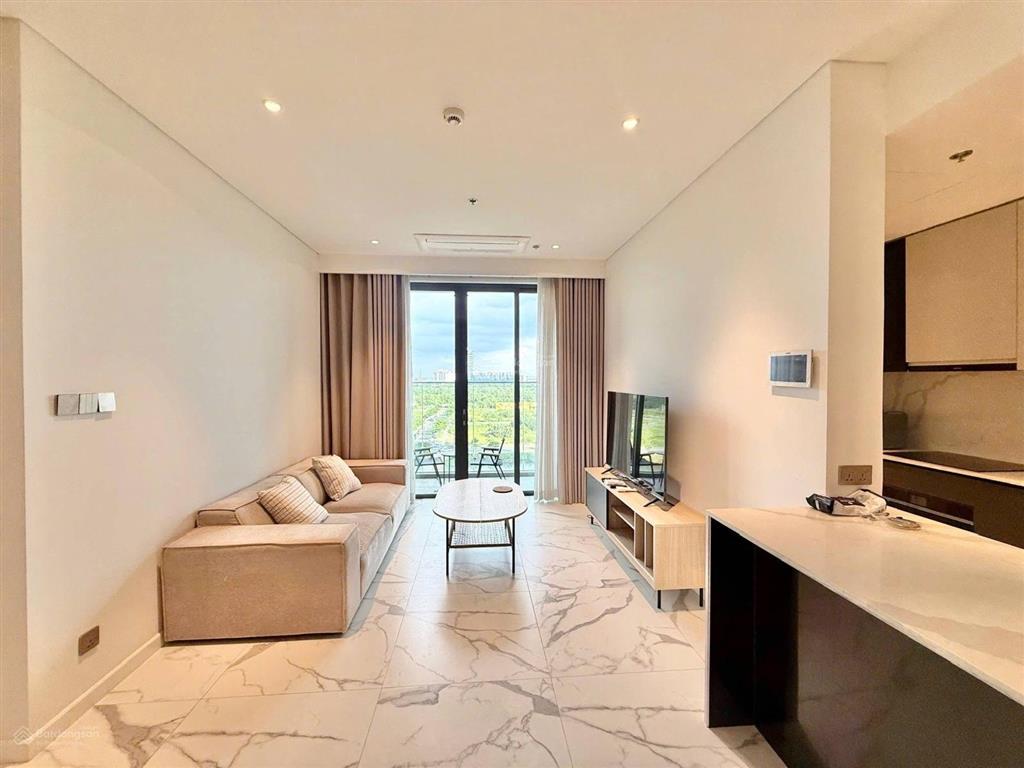 Bán 2pn the crest 94m² full nội thất, view sala + lm81, 28 tỷ all in