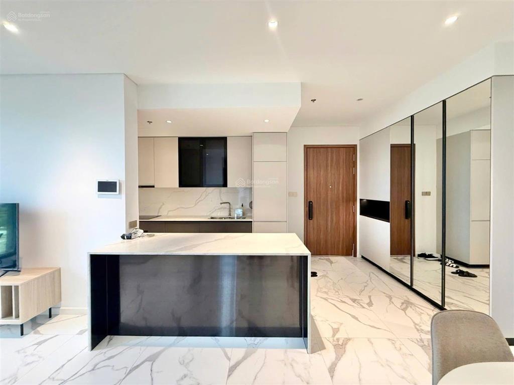 Bán 2pn the crest 94m² full nội thất, view sala + lm81, 28 tỷ all in