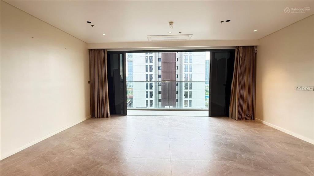 Bán 3pn the crest  the metropole 152m² sẵn sổ hồng  giá 49 tỷ