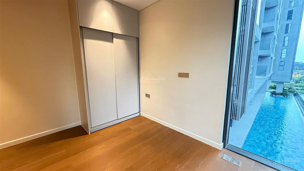 Bán 3pn the crest  the metropole 152m² sẵn sổ hồng  giá 49 tỷ