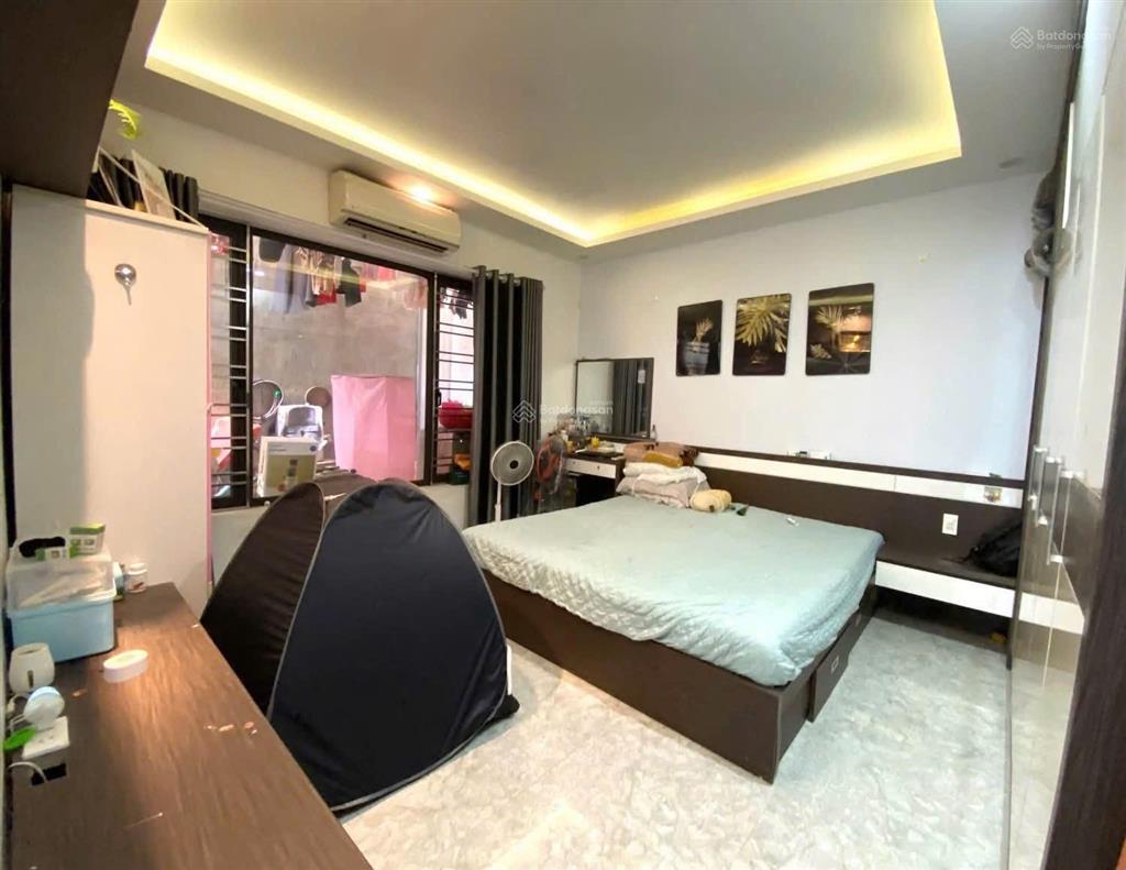 Hạ giá căn homestay 96m2, gốc dân tự tay xây dựng tâm huyết  có phòng ngủ tầng 1