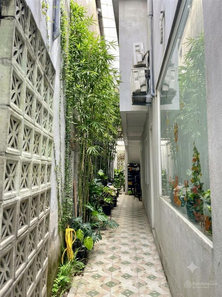 Hạ giá căn homestay 96m2, gốc dân tự tay xây dựng tâm huyết  có phòng ngủ tầng 1