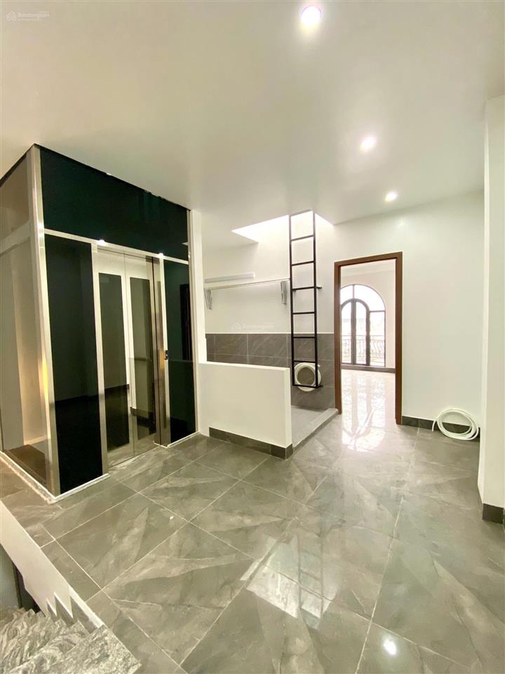 Giảm giá gần 1 tỷ căn siêu phẩm mặt đường thông kinh doanh mở dịch vụ được