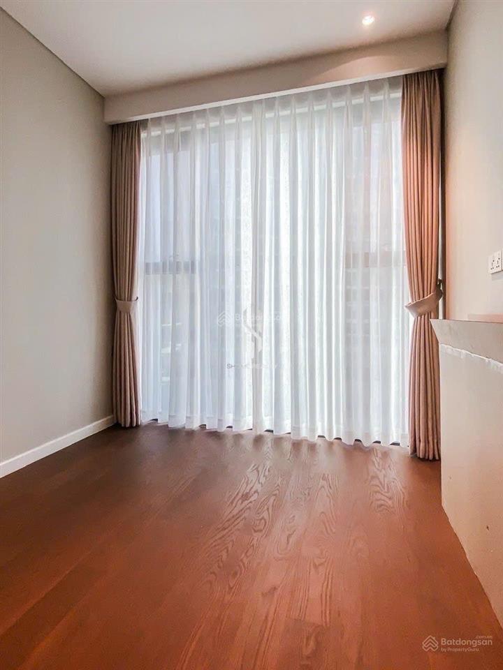Hàng hót 2pn full nt nhập khẩu ý cần cho thuê view bao trọn q1 lầu cao chỉ 41 triệu