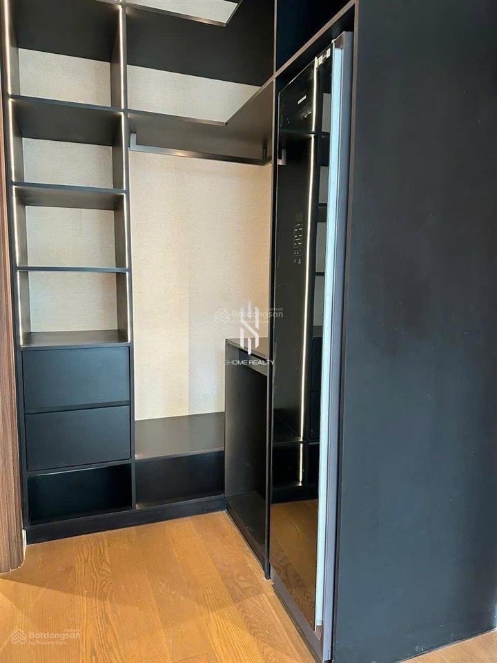 Hot nhất lúc này căn 2pn 2wc galleria ntcb chỉ 38 triệu/th gấp lắm ạ