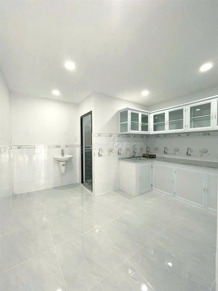 Nhà mới đúc lửng 3pn (4m x 10m) đg HT-43 gần khu cn-Tân thới Hiệp q12