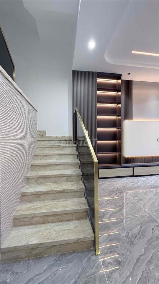 cần bán 3 căn Mặt Tiền Nguyễn Trọng Quản,P-8,Vũng Tàu