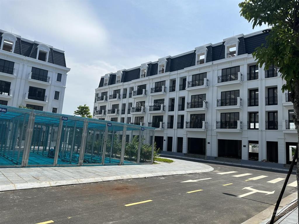 Chính chủ bán lô áp góc shophouse khu nhà ở thương mại tổ 6 phường xuân phương  cđt 0935 123 ***