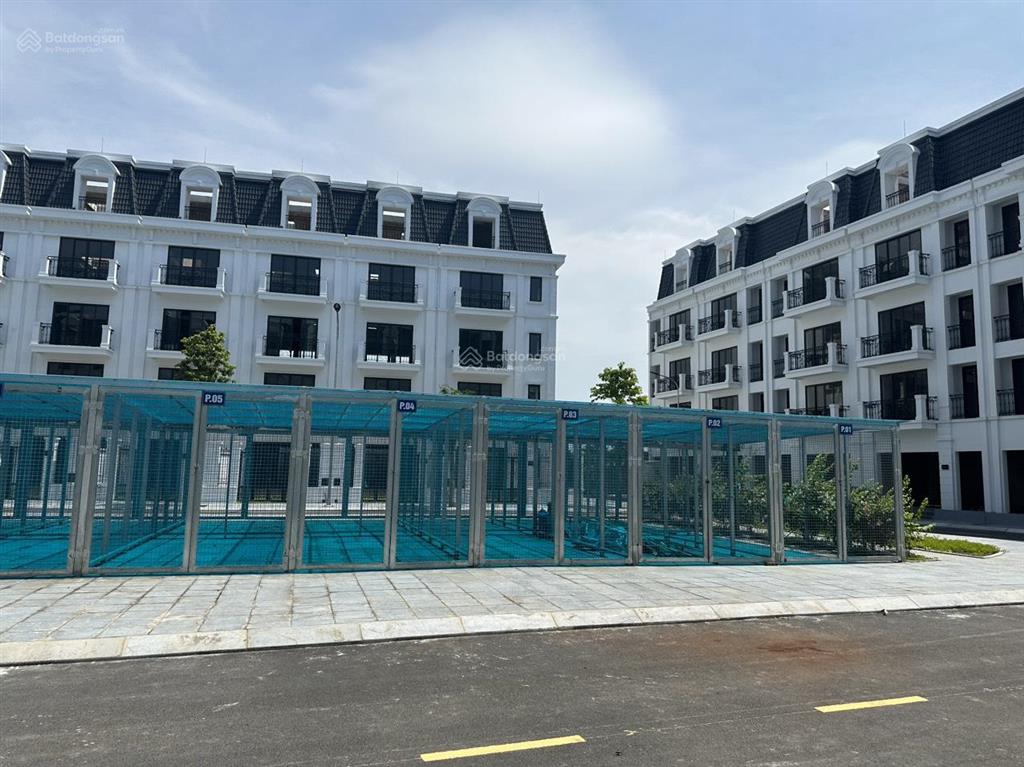 Chính chủ bán lô góc đẹp nhất da khu nhà ở thương mại tổ 6 phường xuân phương.  cđt 0935 123 ***