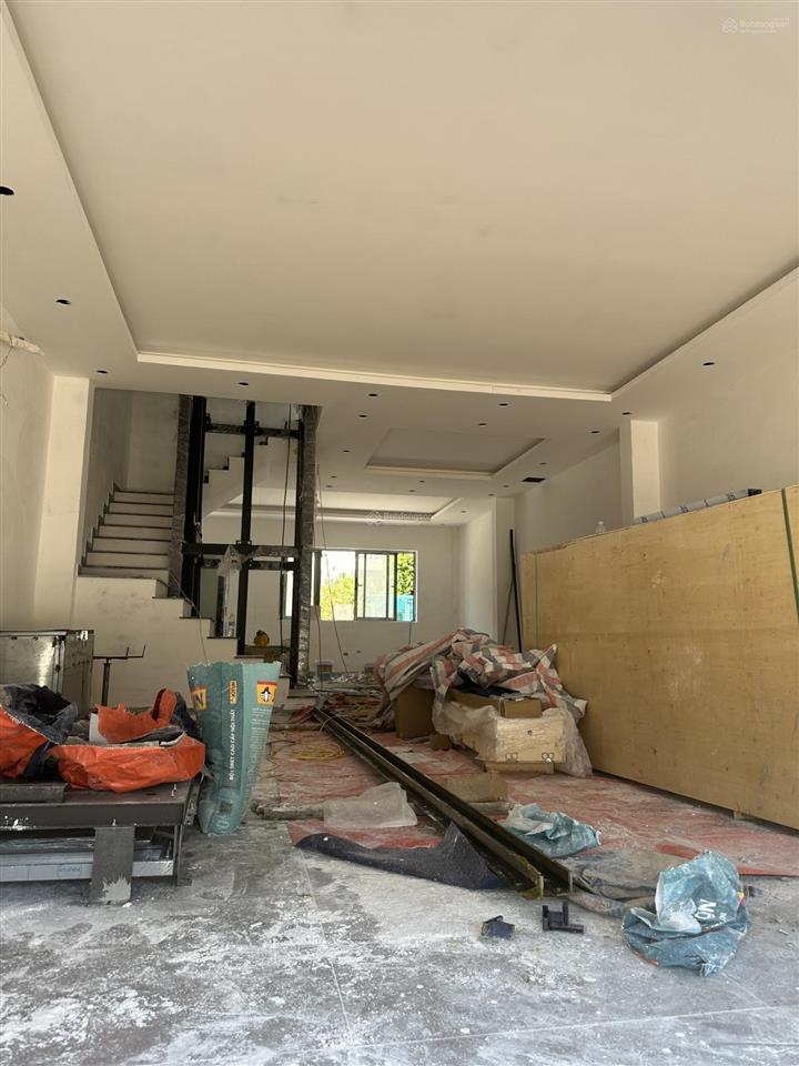 Chính chủ cho thuê căn shophouse 100m2 x 5 tầng, khu nhà ở tổ 6 phường xuân phương sông đà 7