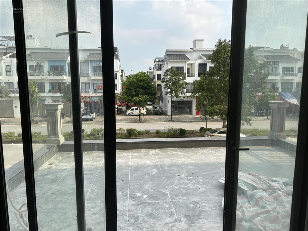 Chính chủ cho thuê căn shophouse 100m2 x 5 tầng, khu nhà ở tổ 6 phường xuân phương sông đà 7