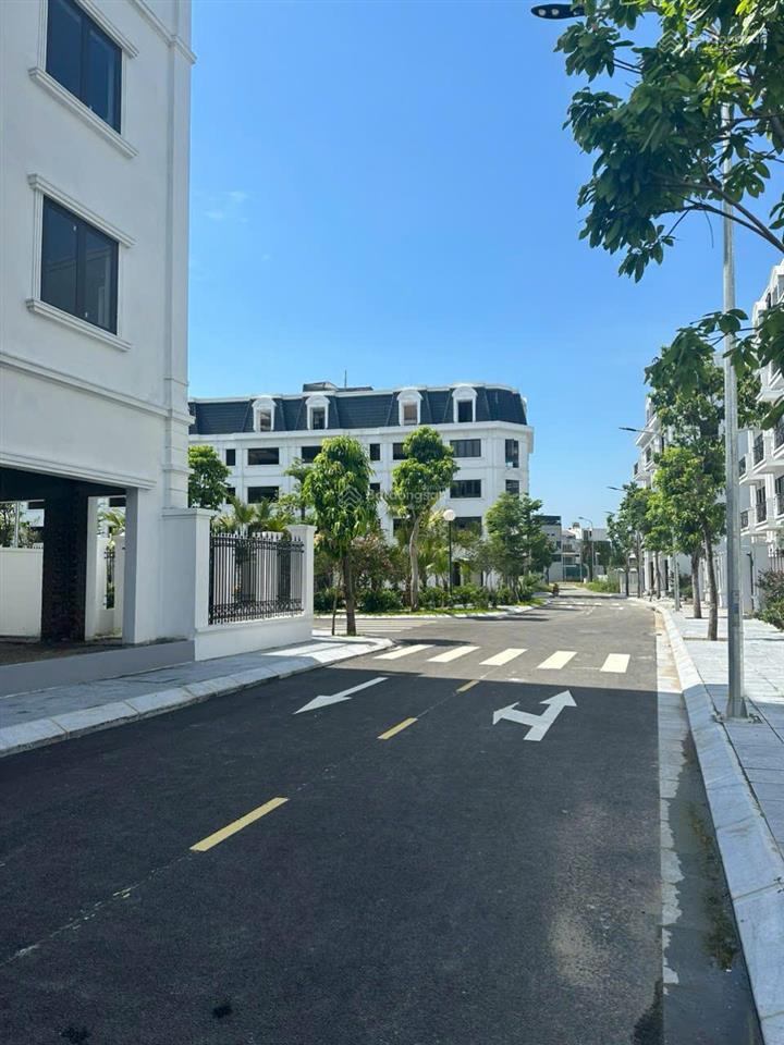 Chính chủ cho thuê căn shophouse (thô) 90m2 x 5 tầng, khu nhà ở tổ 6 phường xuân phương sông đà 7
