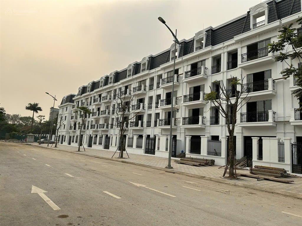 Chính chủ cho thuê căn shophouse (thô) 90m2 x 5 tầng, khu nhà ở tổ 6 phường xuân phương sông đà 7