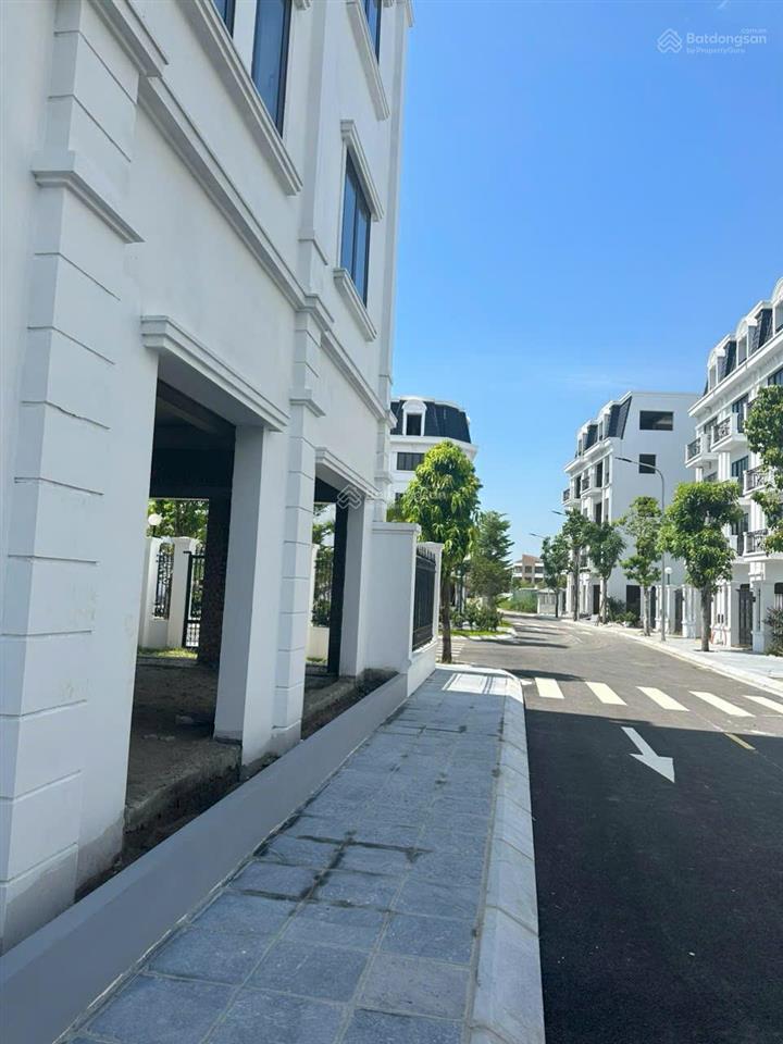 Chính chủ cho thuê căn shophouse (thô) 90m2 x 5 tầng, khu nhà ở tổ 6 phường xuân phương sông đà 7
