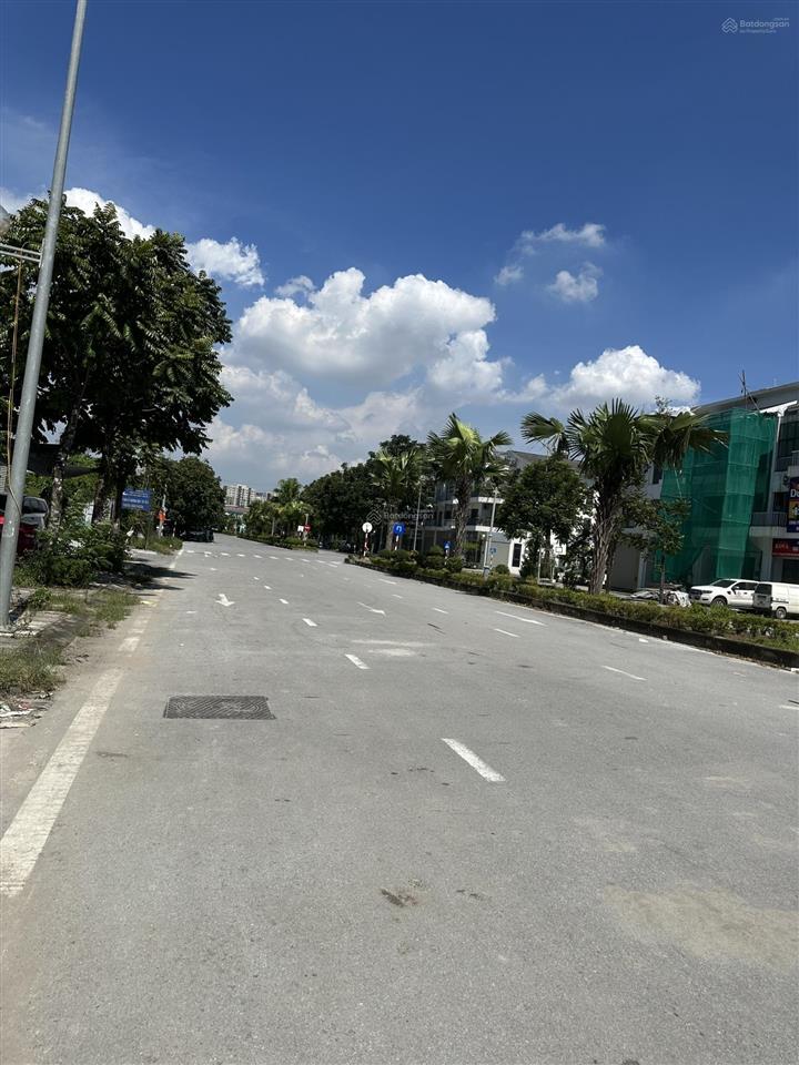 Chính chủ cho thuê căn shophouse 100m2 x 5 tầng, khu nhà ở tổ 6 phường xuân phương sông đà 7