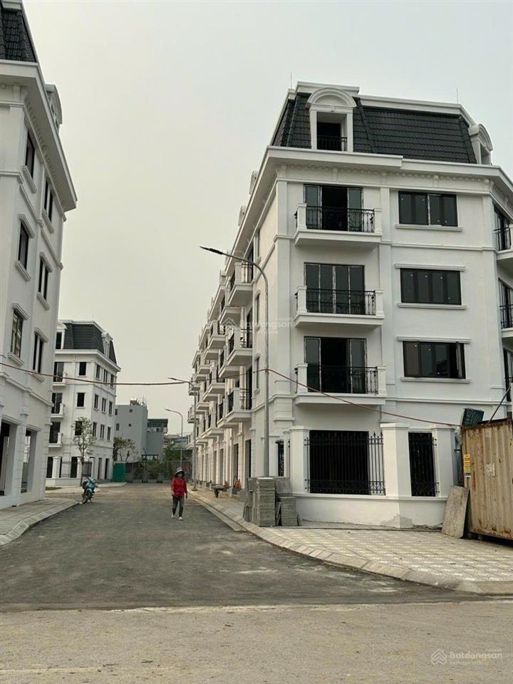Chính chủ cho thuê căn shophouse (thô) 90m2 x 5 tầng, khu nhà ở tổ 6 phường xuân phương sông đà 7