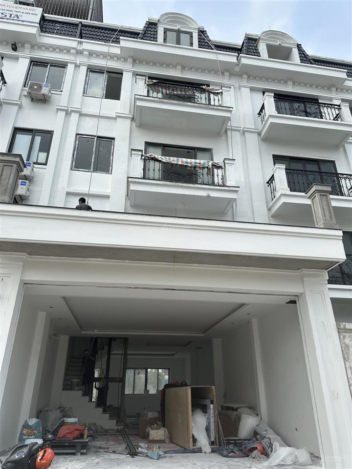 Chính chủ cho thuê căn shophouse 100m2 x 5 tầng, khu nhà ở tổ 6 phường xuân phương sông đà 7