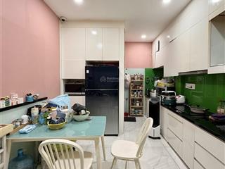 Bán nhà riêng tại hoàng văn thụ, 15,6 tỷ, 55m2, 4 tầng, 5pn, 6wc, tiện ích đầy đủ