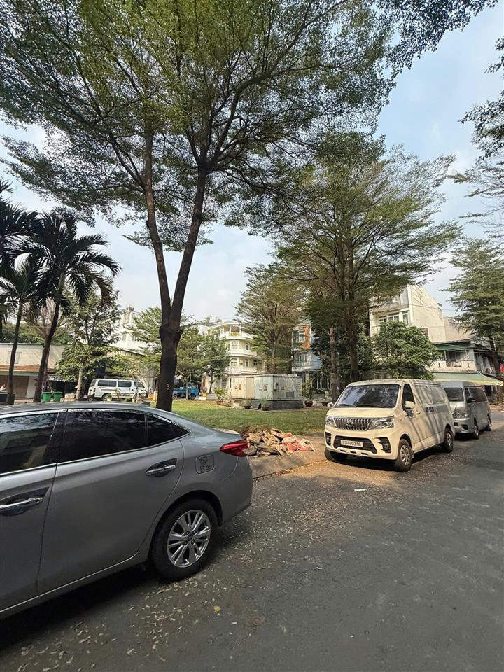 Bán nhà gần công viên đặng thùy trâmbình lợi trung (5x17m)nhà 4 tầng đẹp full nội thất chỉ 13.3 tỷ