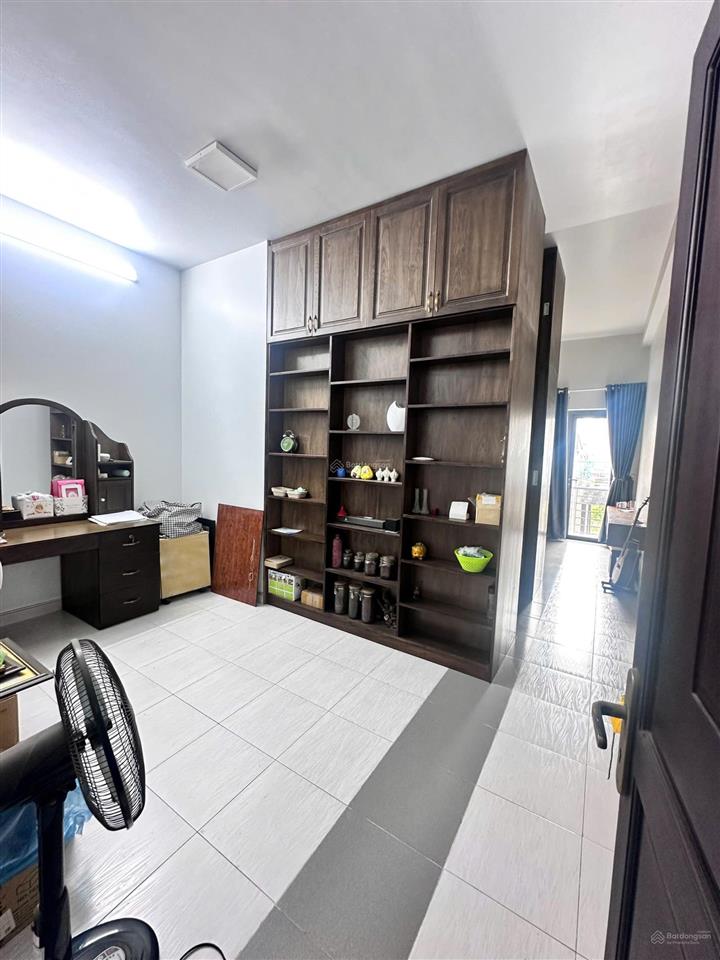 Giảm sâu 3tỷ! bán nhà mt 63 đặng thuỳ trâmbình lợi (4,4x20m)4tầng cho thuê 50 triệu/th chỉ 16,8tỷ