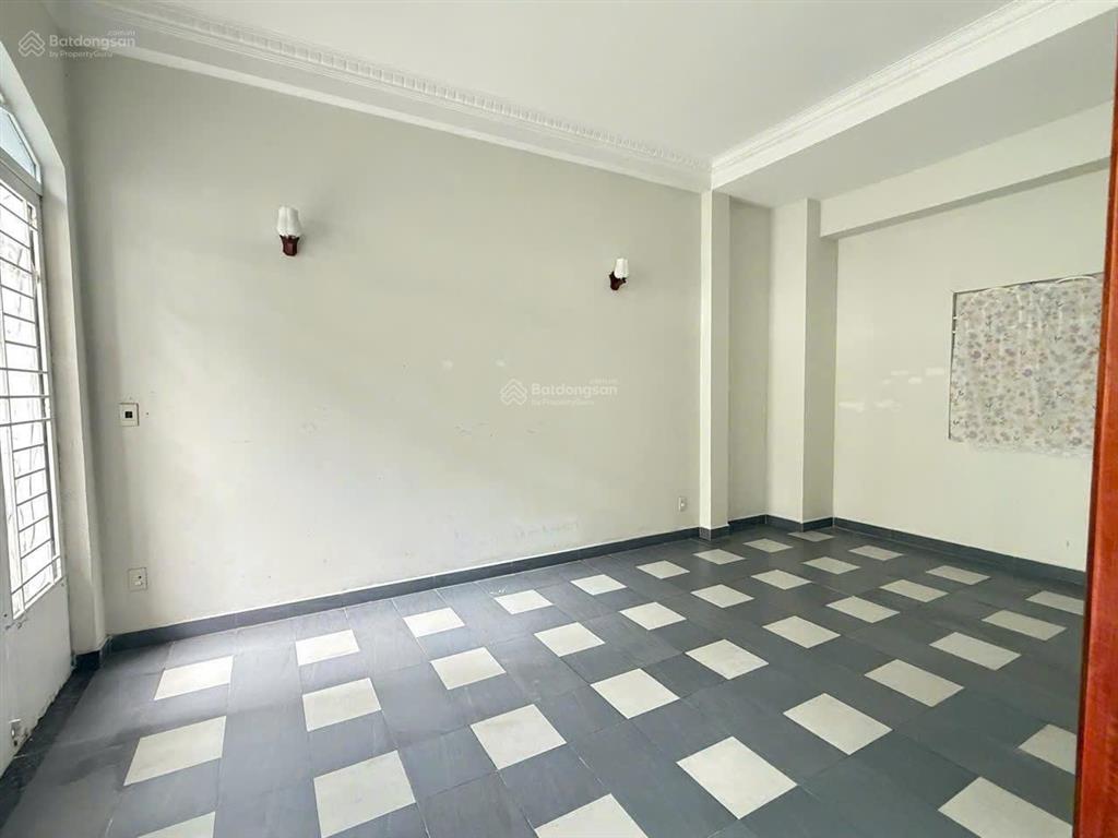 Siêu vị trí ngay bùi đình túy.p24.bình thạnh(6x18m)kế rạch xuyên tâm ,xd hầm 6 tầng nhỉnh 12 tỷ.