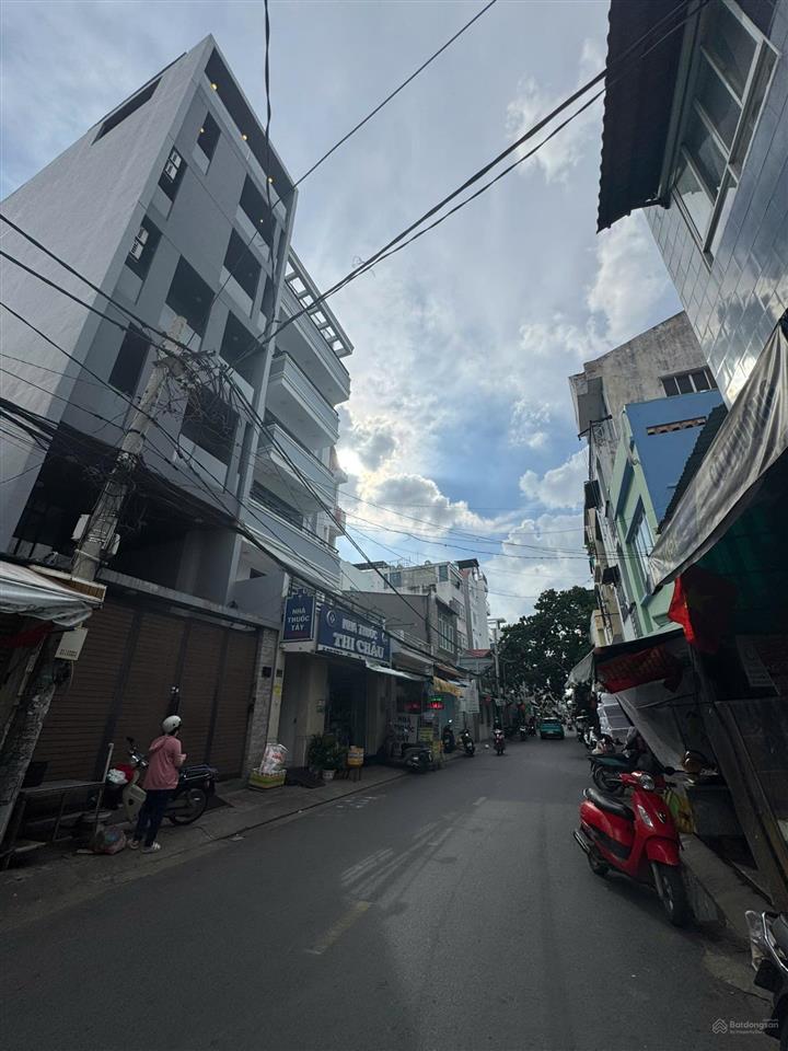 Bán nhà siêu vị trí đường 20m ngay gần công viên tầm vu p26 bình thạnh (6.3x20m)xây cao nhỉnh 13 tỷ