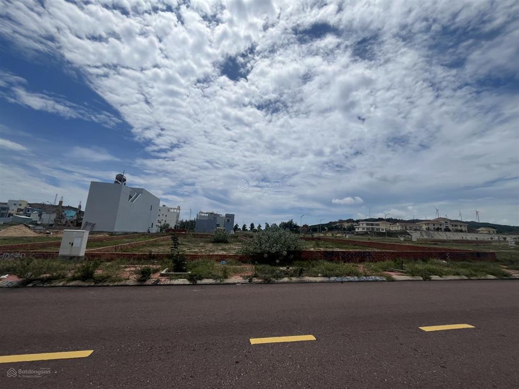 Bán đất biển khu suối cả, nhơn lý, quy nhơn diện tích 120m2, ngang 6m, giá 23 triệu/m2