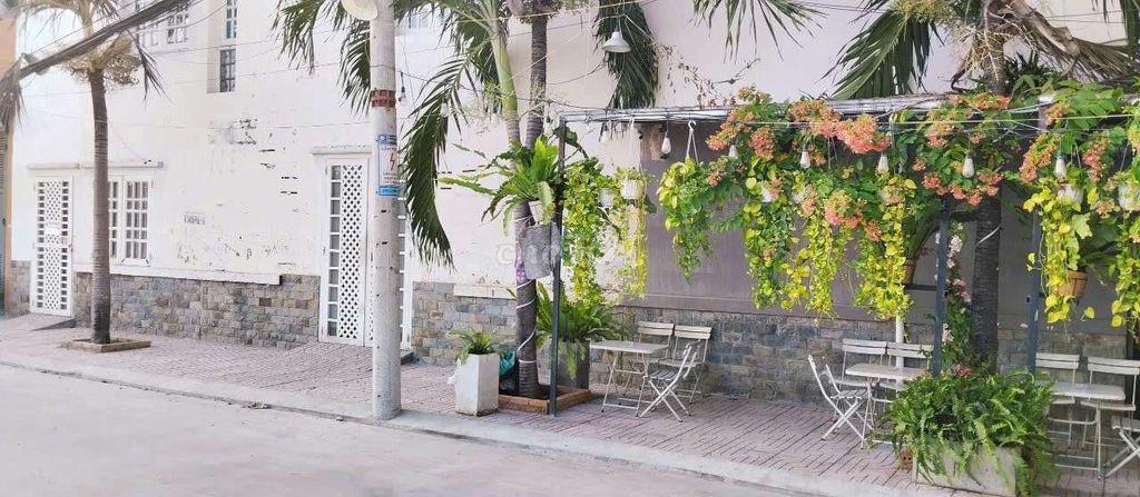 Cho thuê mặt bằng 2 mặt tiền đường Bình Lợi TPHCM