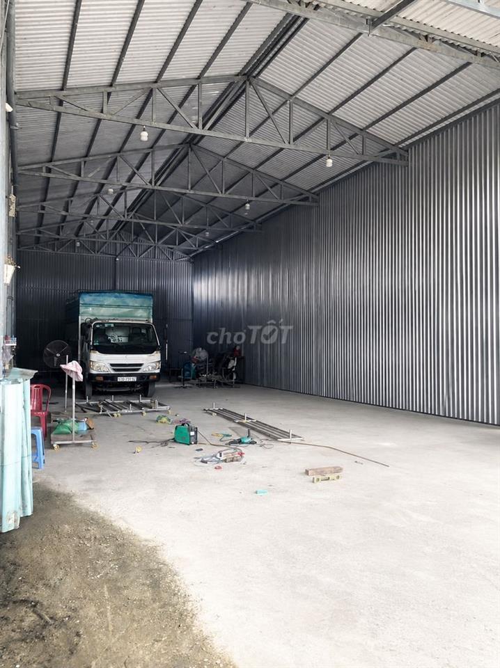 Cho thuê nhà xưởng, thích hợp sx, làm kho chứa hàng hoặc nhà trọ