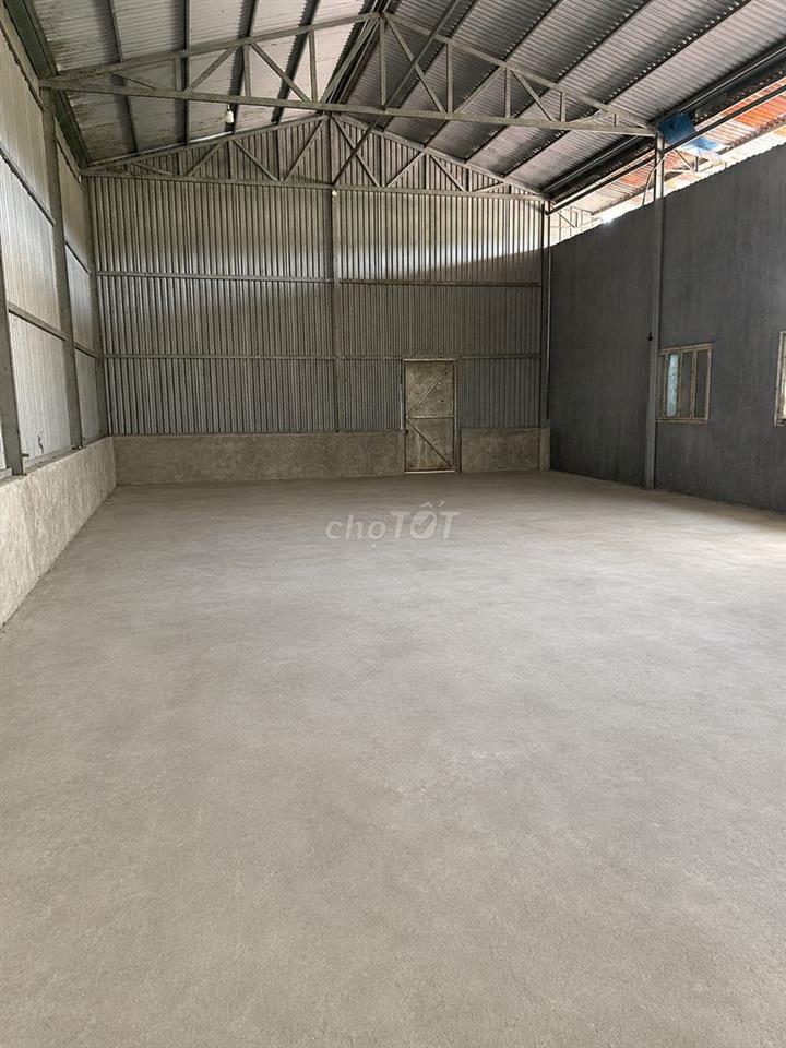 Cho thuê nhà xưởng, thích hợp sx, làm kho chứa hàng hoặc nhà trọ