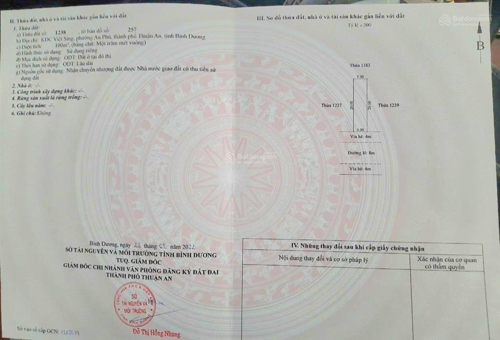 Bán nhà lầu đường chính d1 trong kdc vsip1 giá tốt