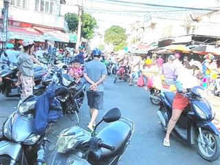 Bán nhà 1 trệt 2 lầu có trọ thu nhập ổ định  giá bán khá tốt