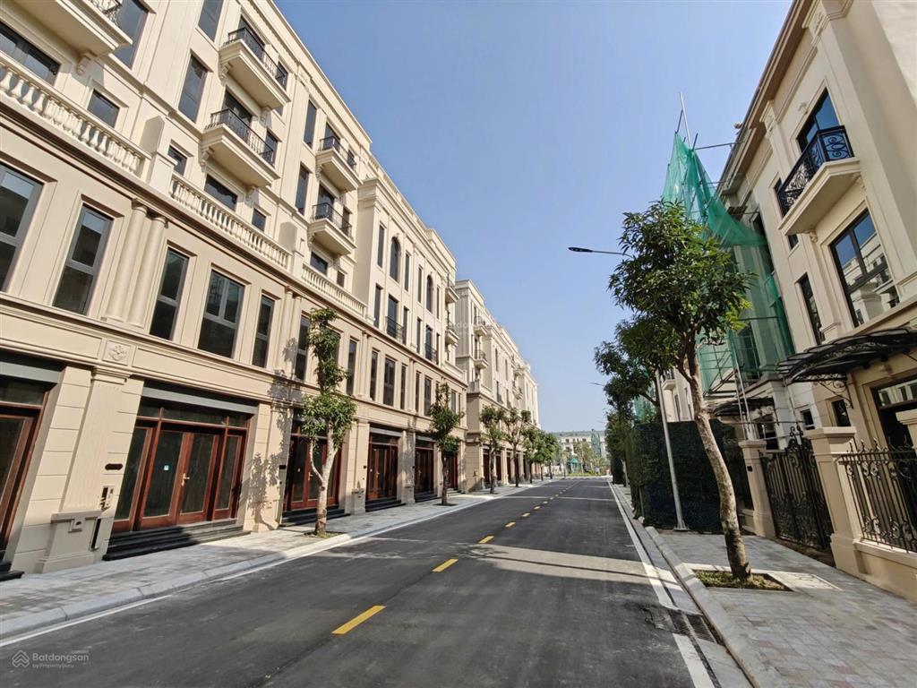 Bán căn liền kề vinhomes cổ loa sát hồ thiên nga 32 ha