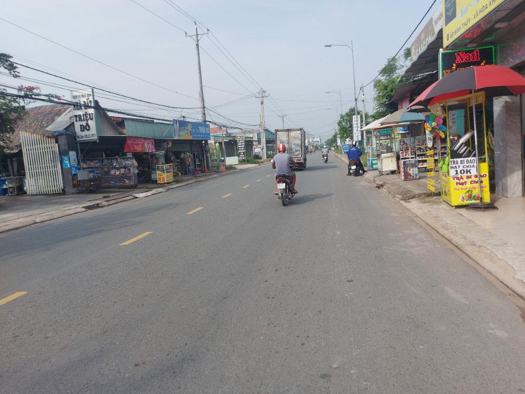 Bán đất đường bê tông 15x35m (520m2) xã Hòa Khánh Đông , Đức Hòa, Long An giá 3 tỷ.
