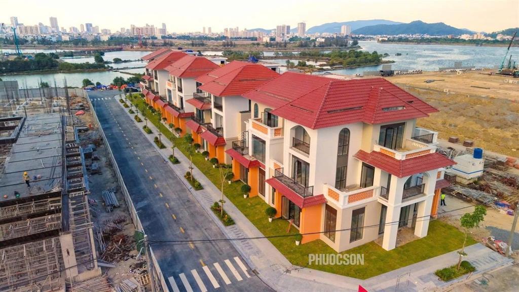Shophouse 5 tầng kinh doanh d1551  đương rộng 27m  trục đường chính vip nhất dự án sun group