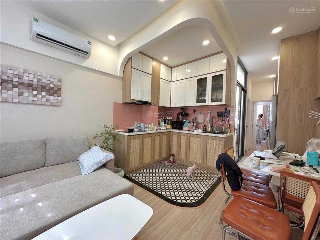 Bđs dòng tiền, 8 phòng ngủ, thu nhập 55tr/th, hxh sát mặt tiền nơ trang long, giá chỉ 10.9 tỷ