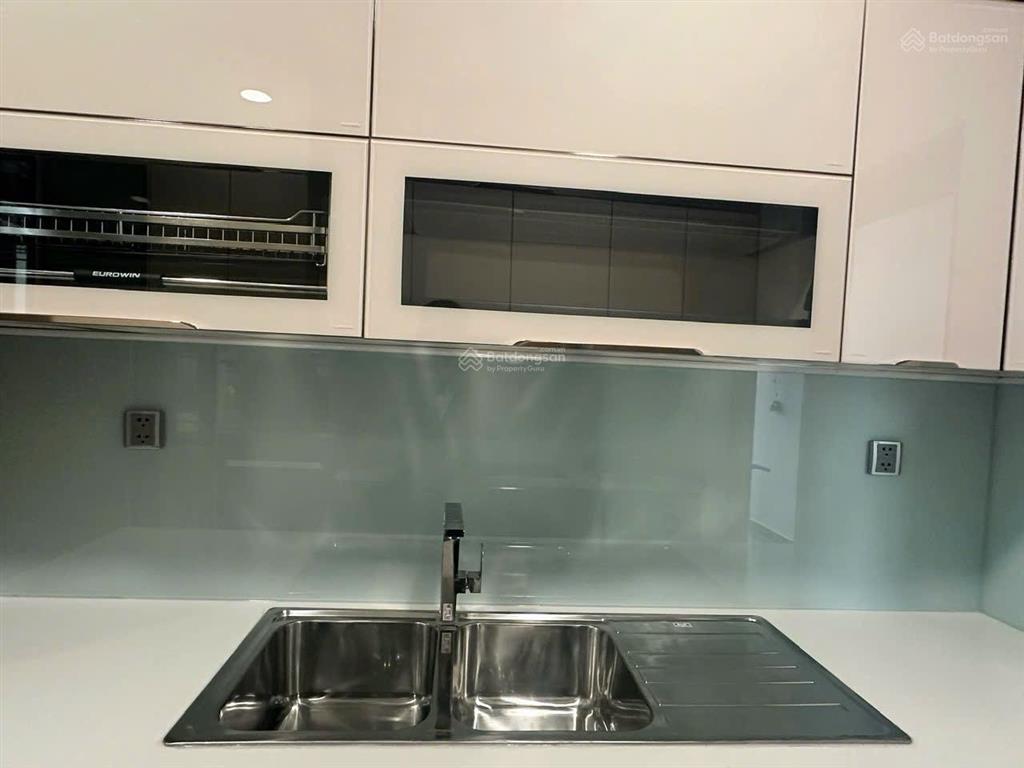 Bán căn 101,5m2 đầy đủ nội thất, do hoàn thiện để ở nên đảm bảo nội thất hoàn thiện xịn