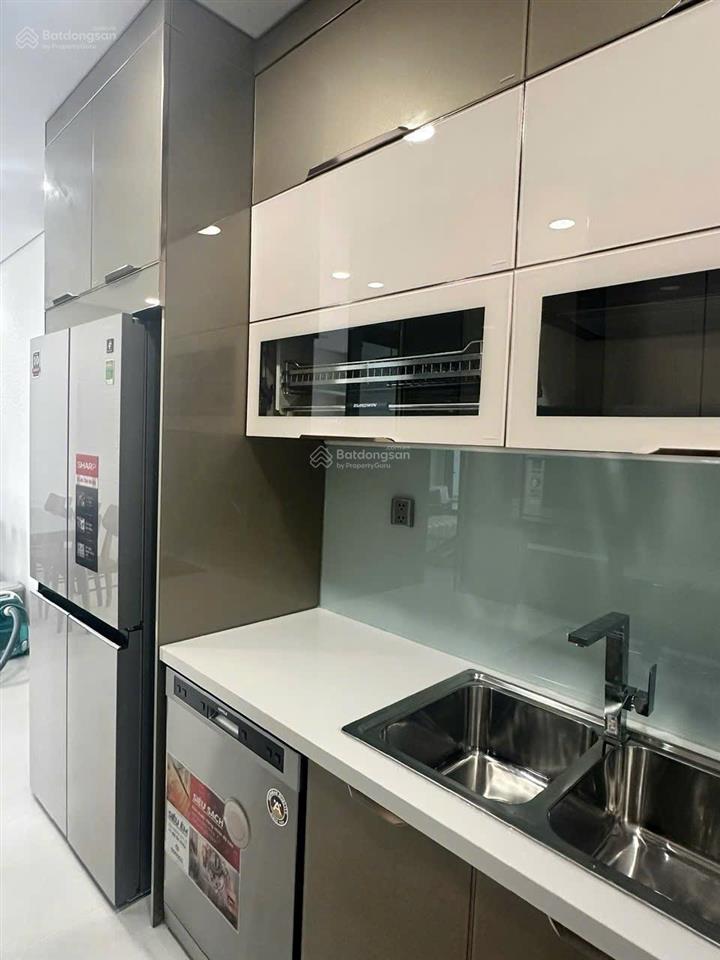 Bán căn 101,5m2 đầy đủ nội thất, do hoàn thiện để ở nên đảm bảo nội thất hoàn thiện xịn