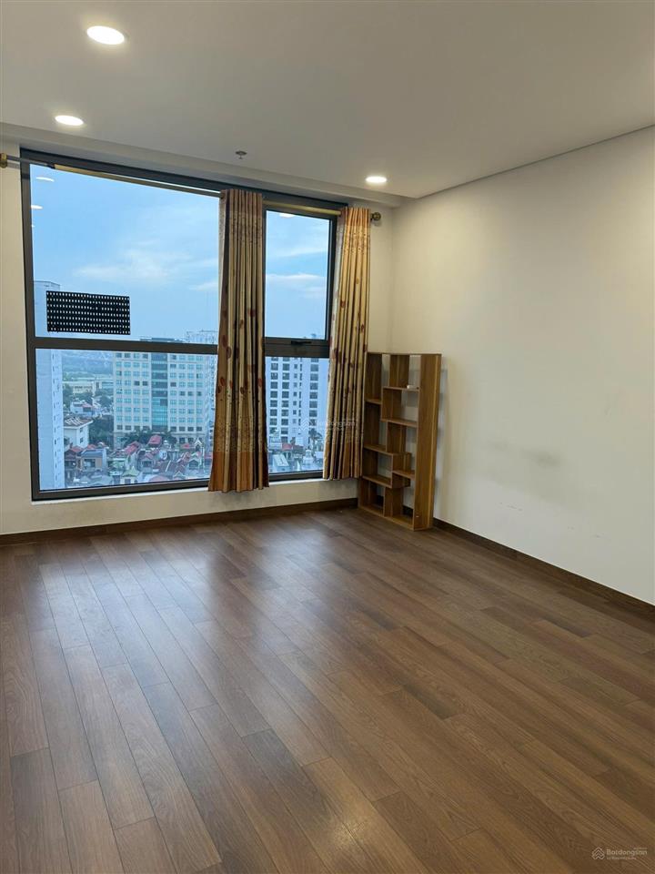 Cho thuê căn 77,5m2 vào ở ngay nội thất cơ bản