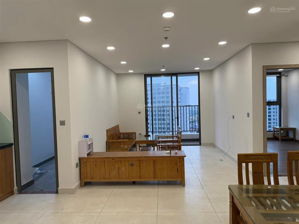 Cho thuê căn 77,5m2 vào ở ngay nội thất cơ bản