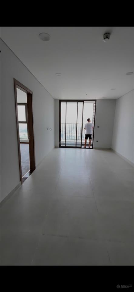 Cần bán căn góc ban công đông nam tòa k5