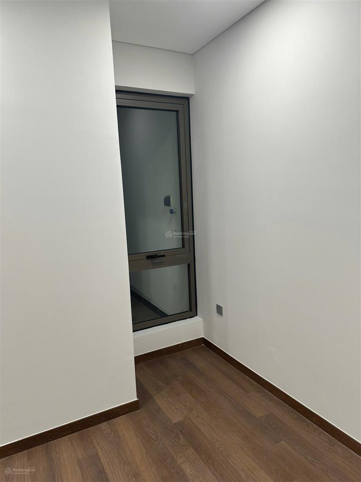 Bán căn 101m2 tầng cao view thoáng giá chưa từng có 6,5 tỷ