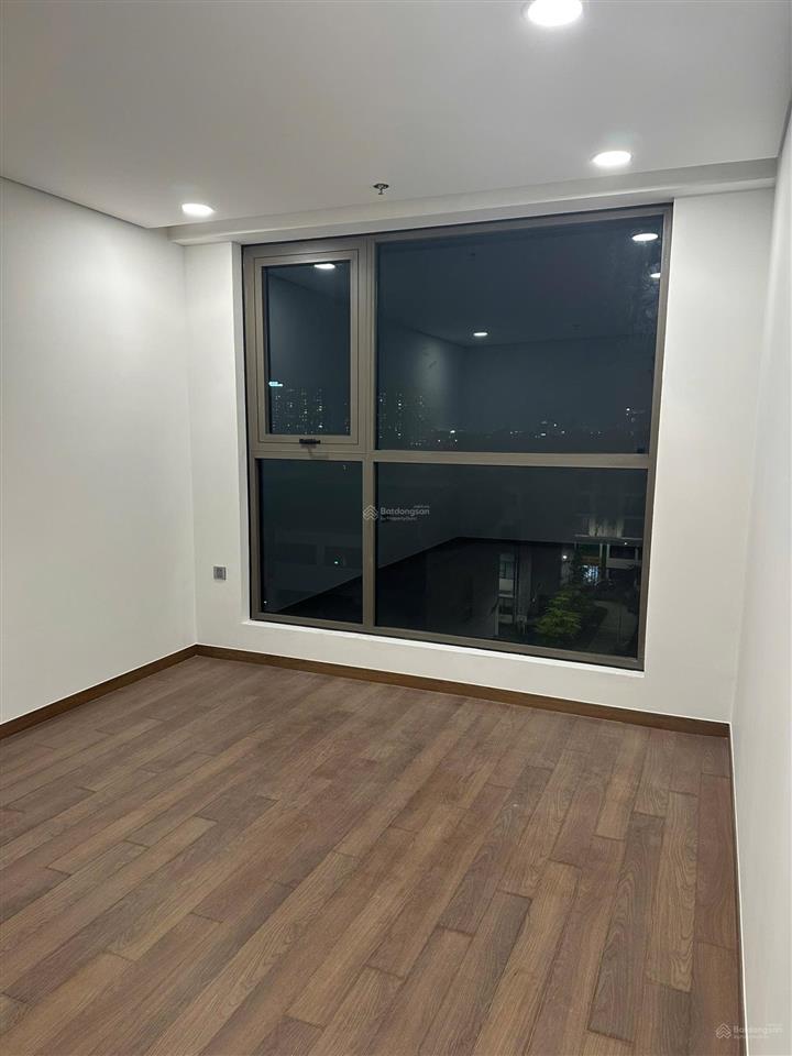 Bán căn 101m2 tầng cao view thoáng giá chưa từng có 6,5 tỷ