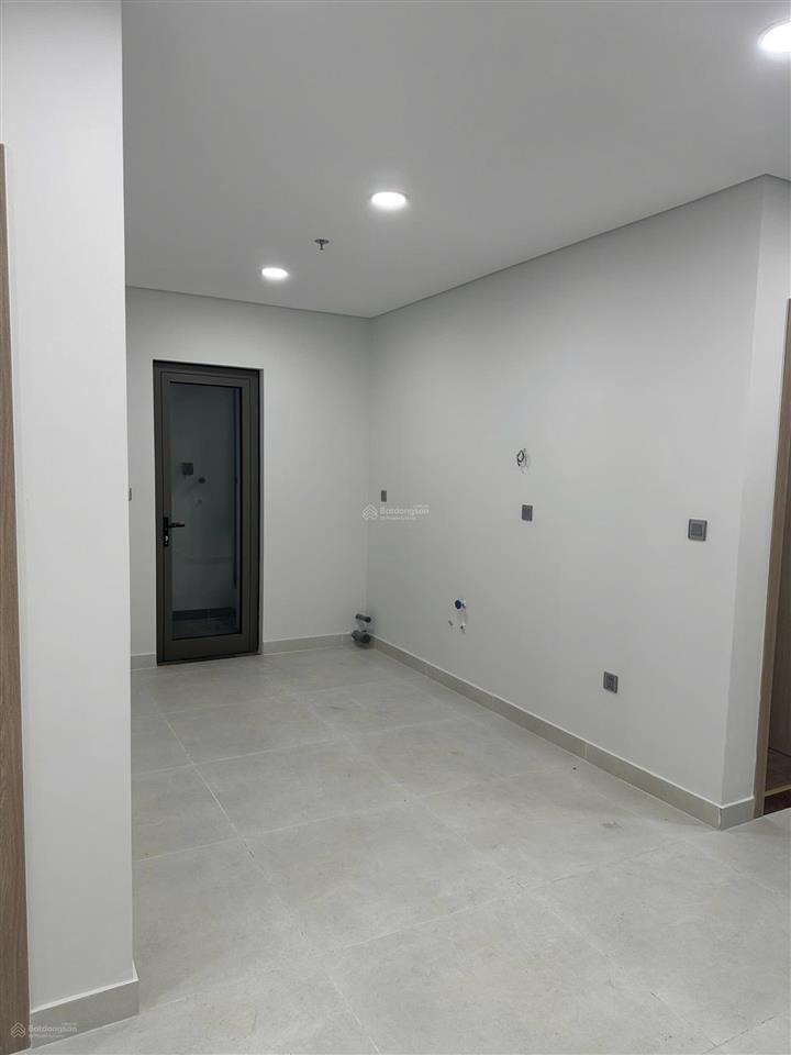 Bán căn 101m2 tầng cao view thoáng giá chưa từng có 6,5 tỷ
