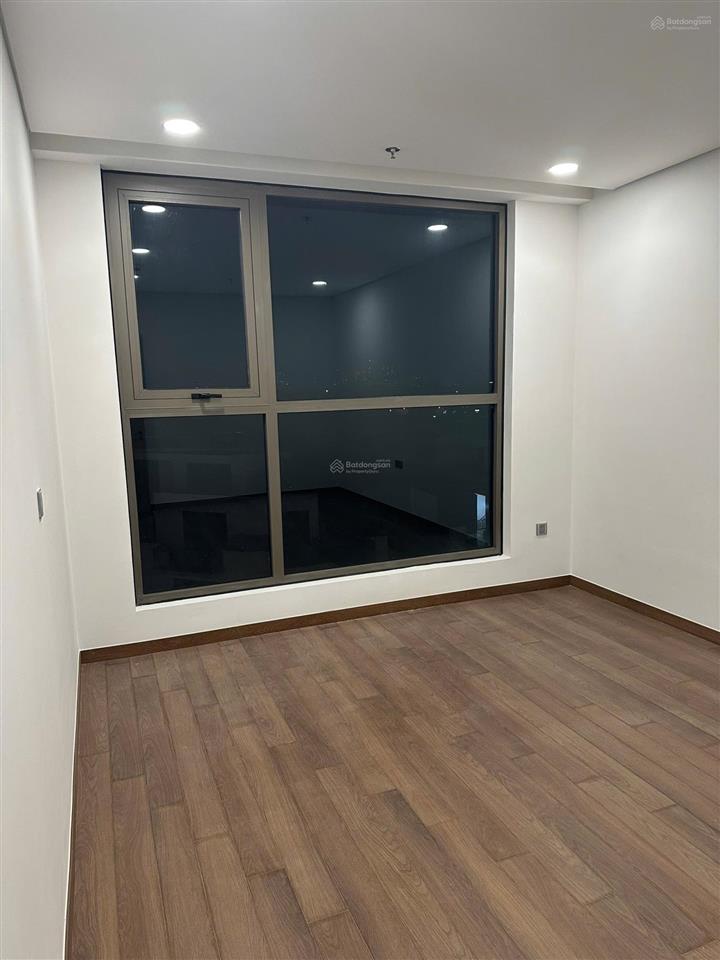 Bán căn 101m2 tầng cao view thoáng giá chưa từng có 6,5 tỷ