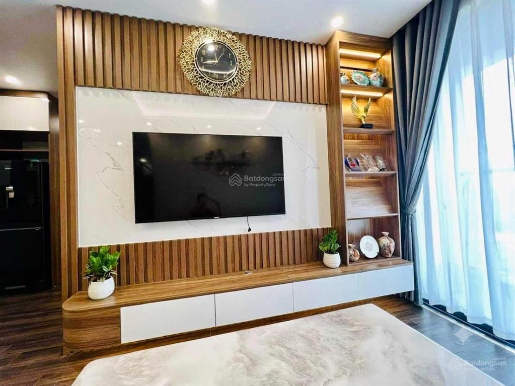 Bán cc 112m2 đi định cư  giảm 3 lần từ 10.5 tỷ xuống 8.65 tỷ! có sẵn slot đỗ ô tô  full nội thất