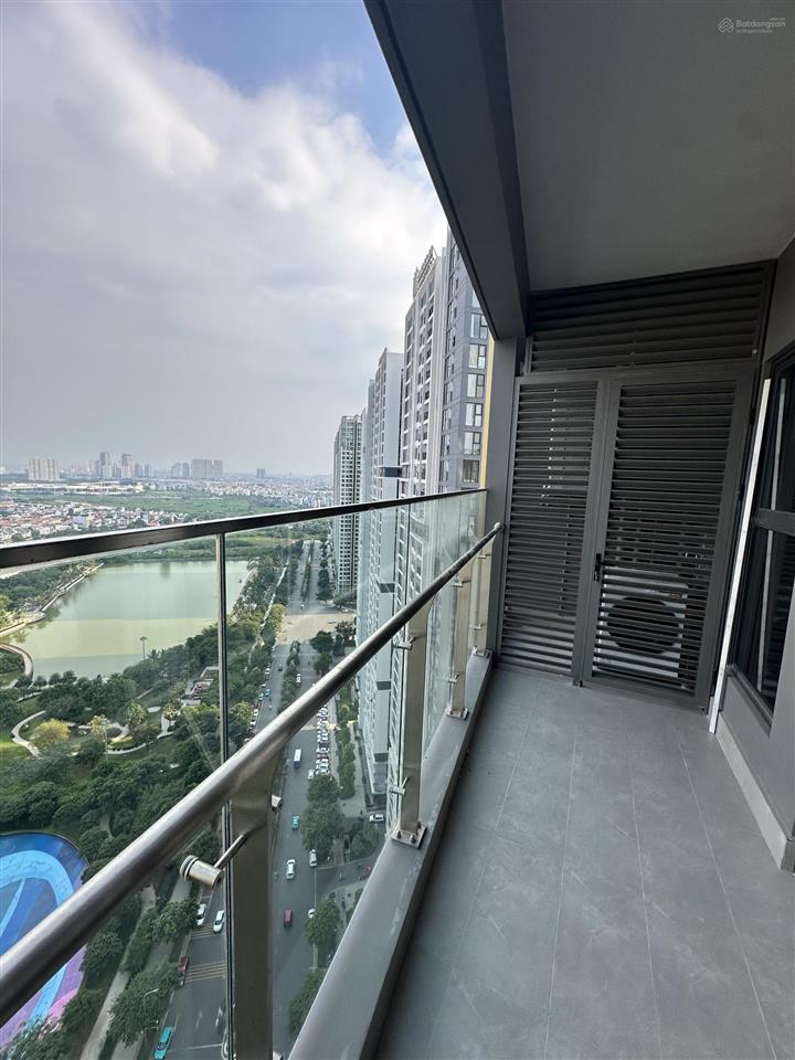 Hot! bán 3pn lumiere kính cong view hồ a2 vinhomes smart city