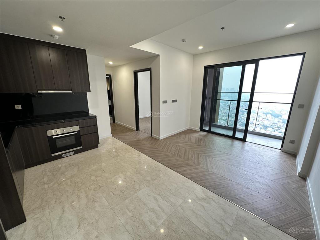 Bán căn hộ cc 2pn 2wc tại vinhomes smart city, giá tốt 5,8 tỷ, 67m2