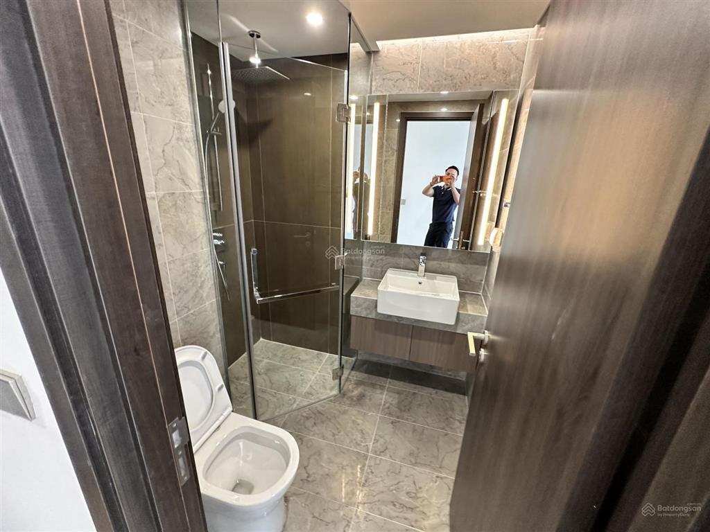 Bán căn hộ cc 2pn 2wc tại vinhomes smart city, giá tốt 5,8 tỷ, 67m2